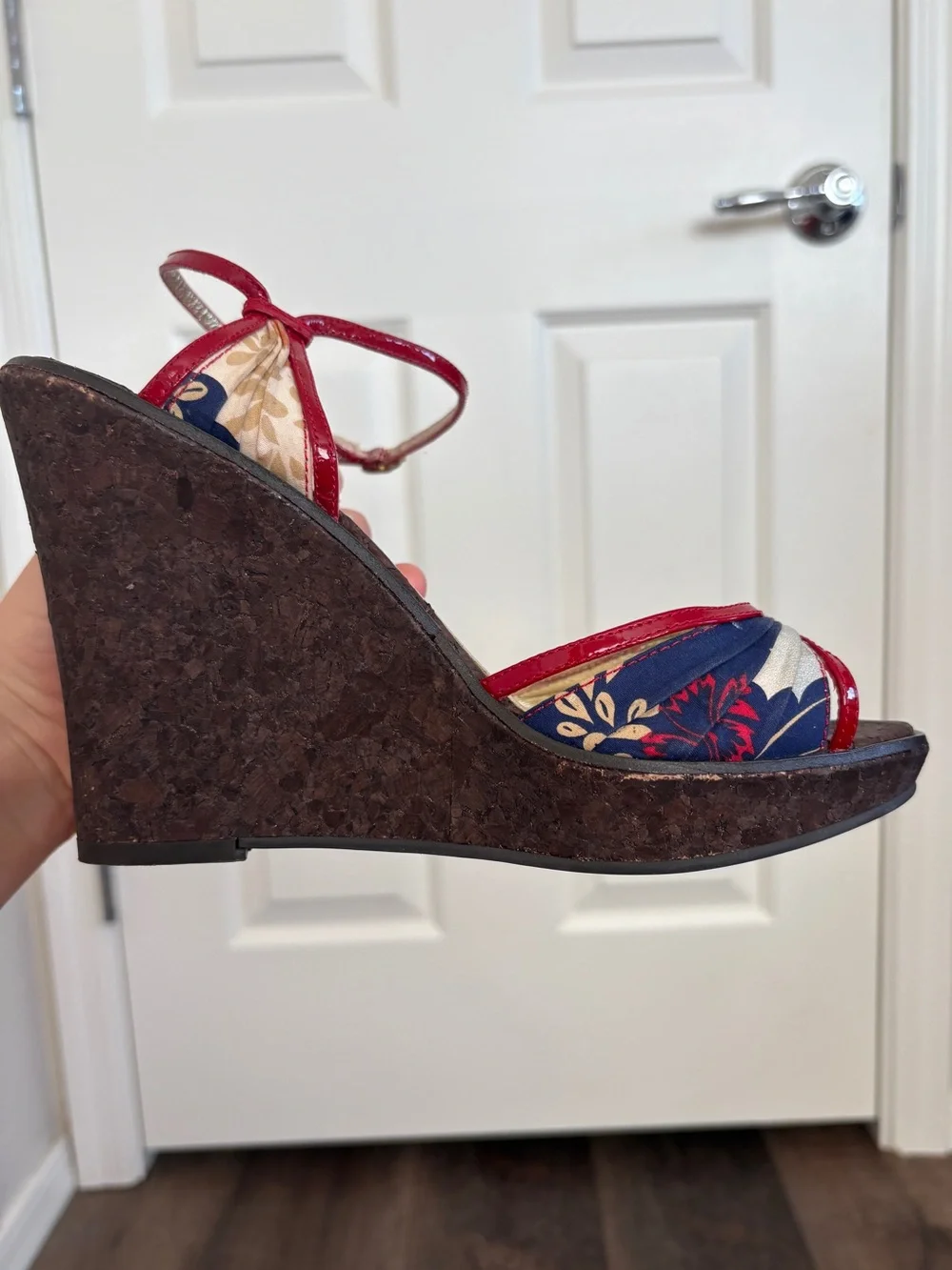 Steve Madden Lynbrook Red Floral Cork Wedge Sandals